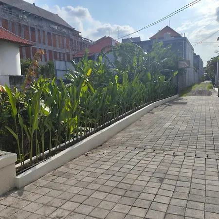 Lovecho Villa & Room Unit Canggu