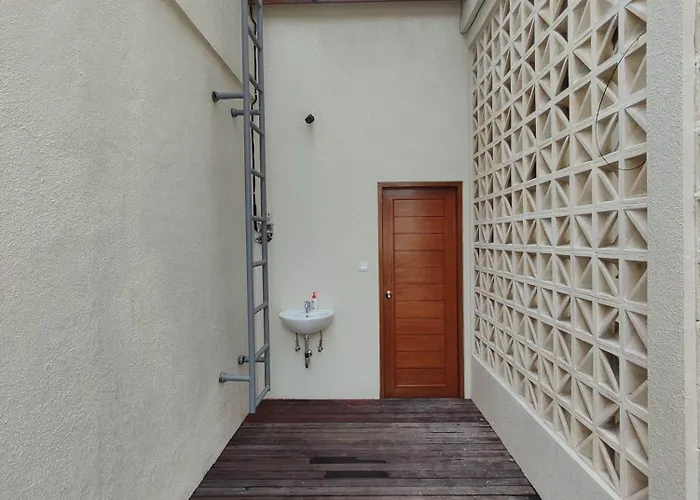 Lovecho & Unit 3* Canggu (Bali)