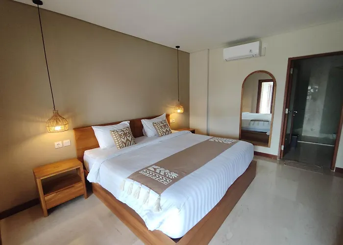 Lovecho & Unit Hotel 3*