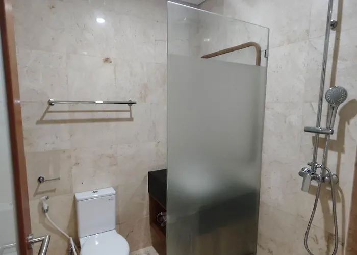 Lovecho & Unit Hotel Canggu (Bali)